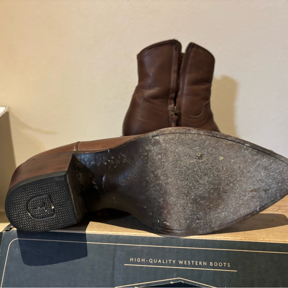 Tecovas Chestnut Leather Ankle Booties - Picture 13 of 13